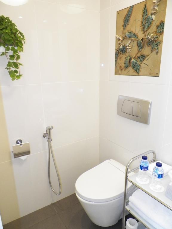 Bumi Semilir Art And Boutique Hotel Cihanjuang Room photo